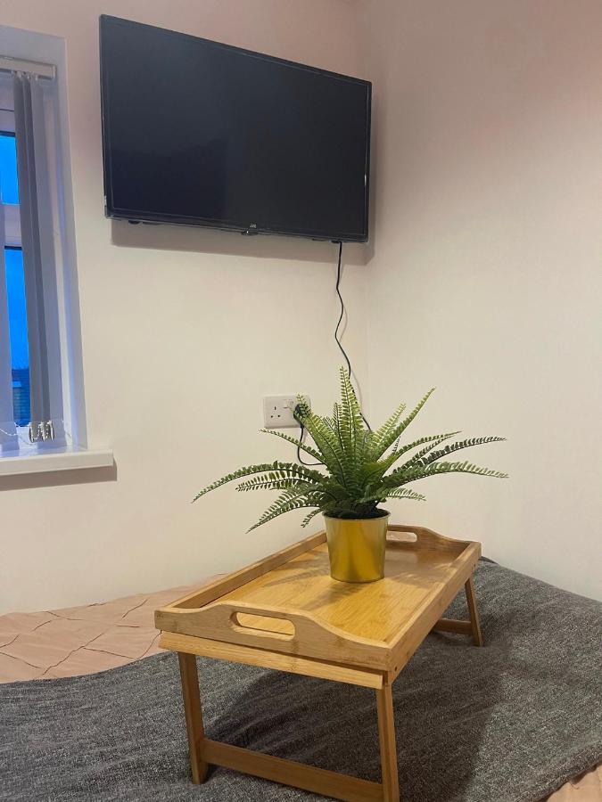 Elegant Studio1 Netflix Bathroom Close To Beach Swansea Esterno foto