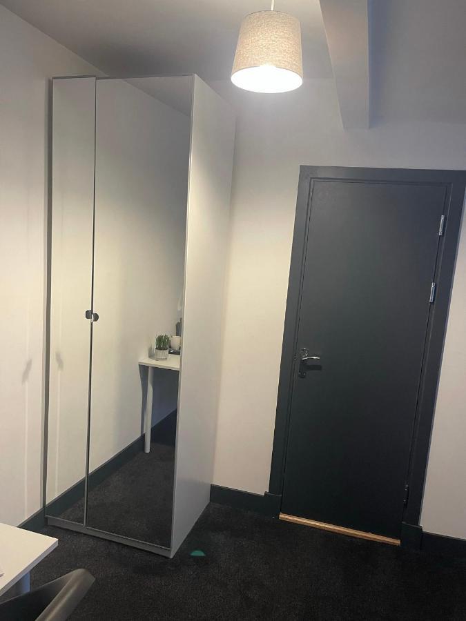 Elegant Studio1 Netflix Bathroom Close To Beach Swansea Esterno foto