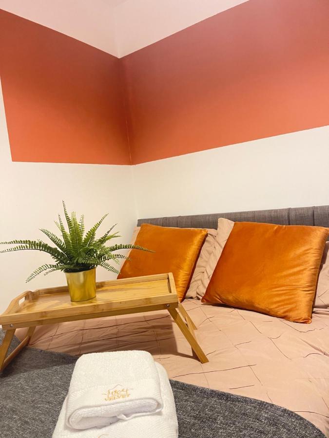 Elegant Studio1 Netflix Bathroom Close To Beach Swansea Esterno foto